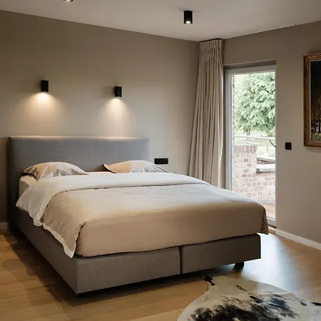 Ferme D'ecavee 4* Celles (Hainaut)