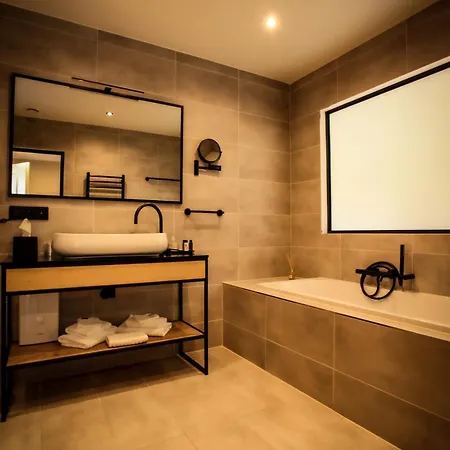 Ferme D'ecavee Hotel 4*