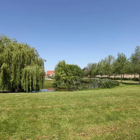 Hotel Ferme D'ecavéé Celles (Hainaut)