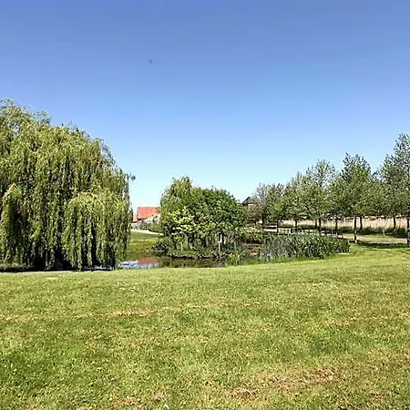Hotel Ferme D'ecavéé Celles (Hainaut)