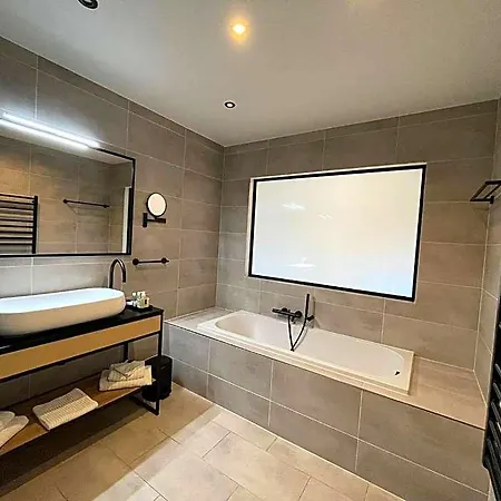 Ferme D'ecavéé Hotel 4*